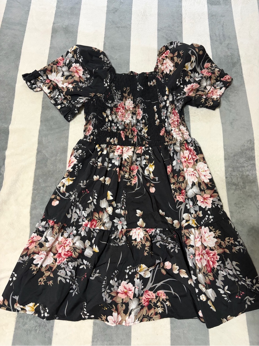 SHEIN Black Floral Smocked Mini Dress